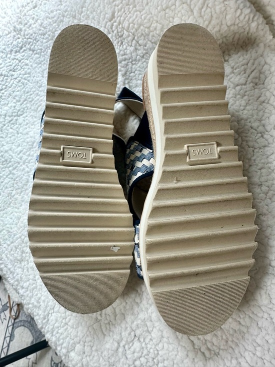 TOMS W Sandals for Women for sale | eBay TOMS Diana Crossover Denim Blue Denim Wedge Woven Slingback Sandals Size 7.5